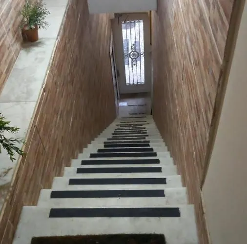 Quarto com suíte para mulheres Rio de Janeiro