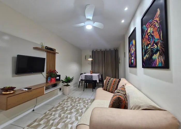 BARRA OLÍMPICO, FARMASI ARENA, ROCK IN RIO, PARQUE OLÍMPICO A PÉ, RIO CENTRO, 2 QUARTOS com ESTACIONAMENTO, PORTARIA 24h, PISCINA, Sauna e Parquinho Infantil - Ar Condicionado SALA E QUARTOS, TV com STREAMING, Wi-Fi 500 Mbps Rio de Janeiro