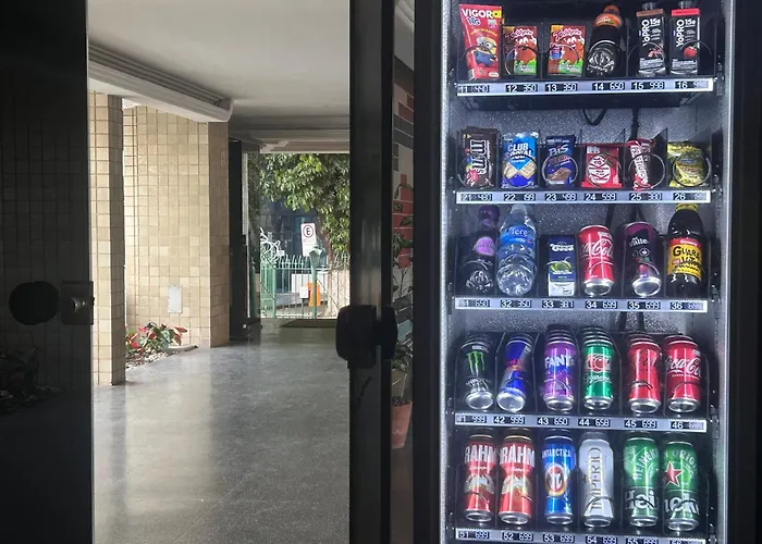 Apartamento até 8 hóspedes - uma quadra do Metrô, Ar condicionado, Wi-fi 50mps e Portaria 24h Rio de Janeiro