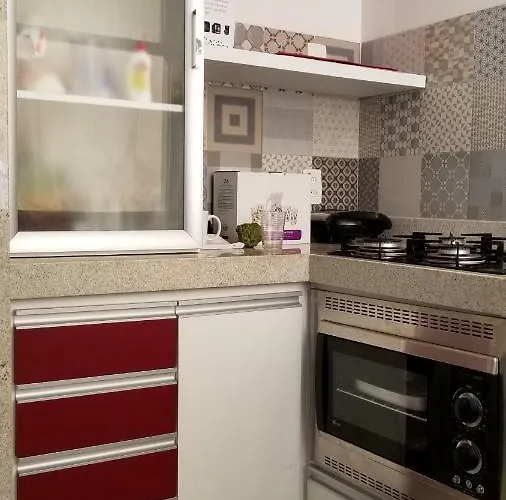 Apartamento em Copacabana - Rua Bolívar - 2 Quartos - Excelente Localização Rio de Janeiro